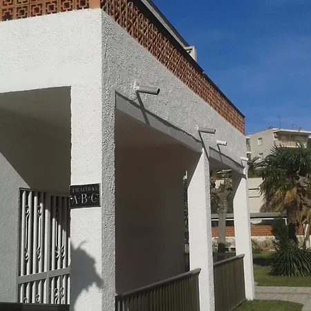 Cool 5 Minuts From The La Pineda